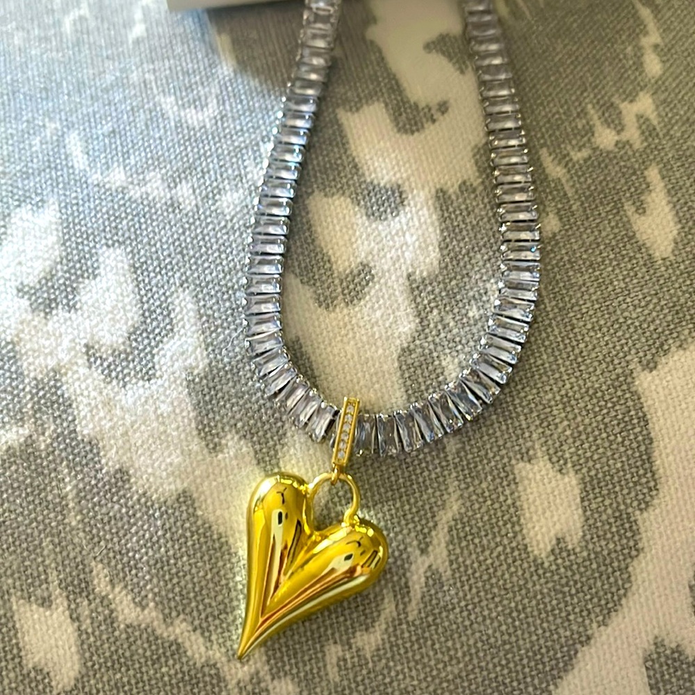 New heart with diamonds adjustable necklace